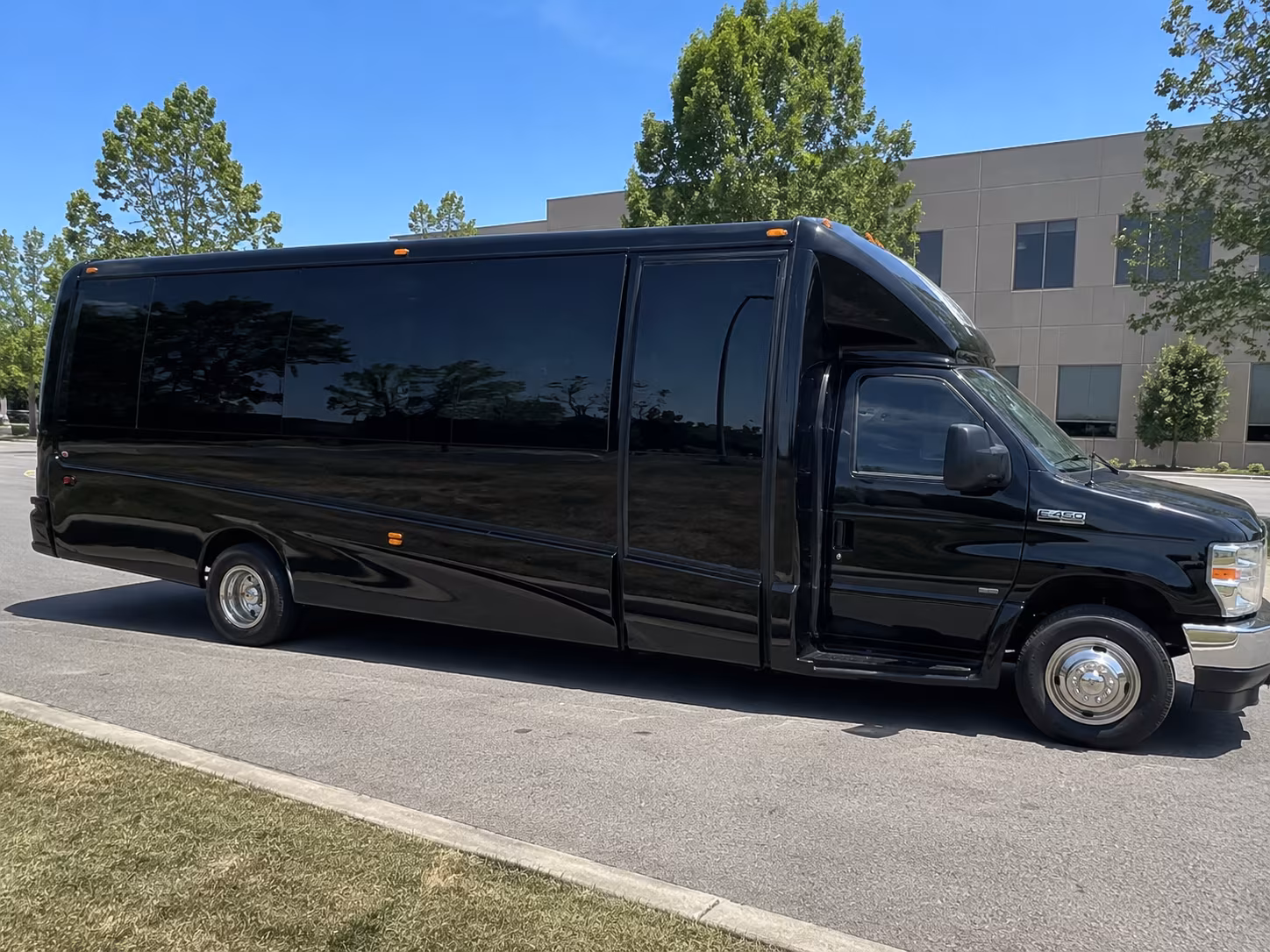 augusta georgia holiday party bus rental